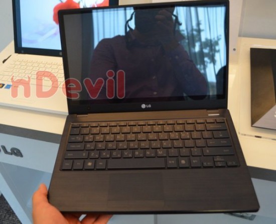 LG P330