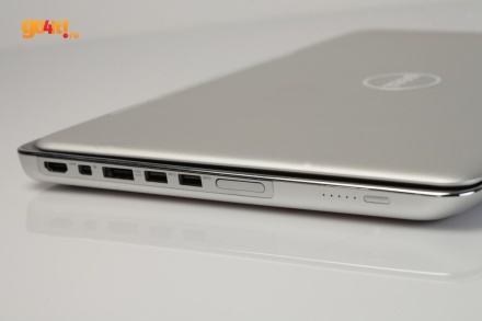 Dell XPS 15z - conectorii amplasaţi pe-o singură latură