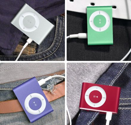 iPod Shuffle cu 2 GB