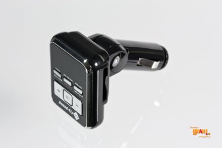 Sound-Fly Auto cu slot SDHC, mufa USB si line-in