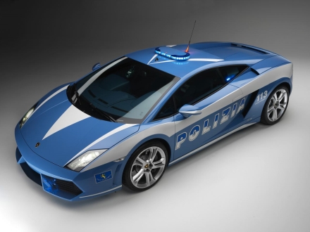 Lamborghini Gallardo LP560-4 donat politiei rutiere din Lazio