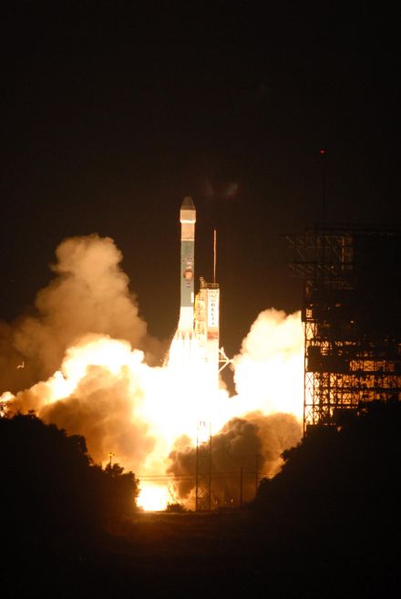 Mars Phoenix Lander – lansarea cu ajutorul rachetei Delta 7925