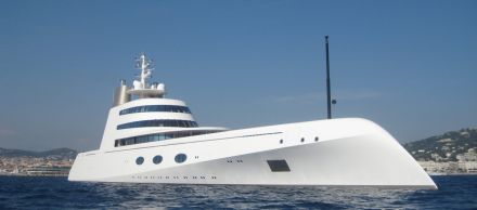Yahtul A , o navă impresionantă de 118 m lungime