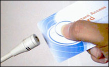 Card de credit cu recunoastere vocala