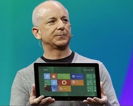 Windows 8 rulat pe tablete