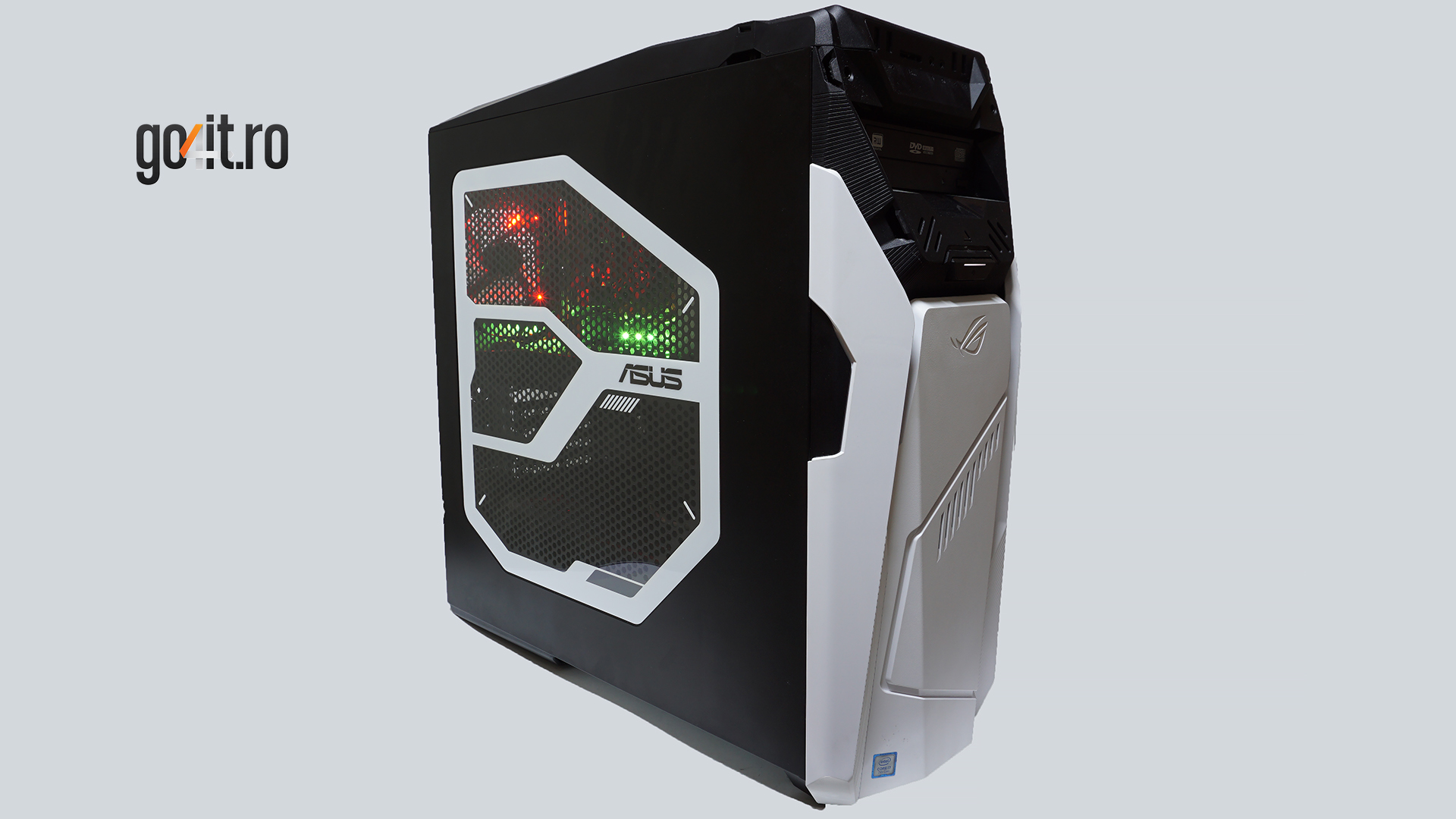 ASUS ROG GD30CI