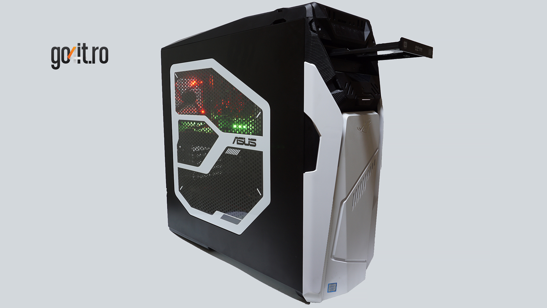 ASUS ROG GD30CI