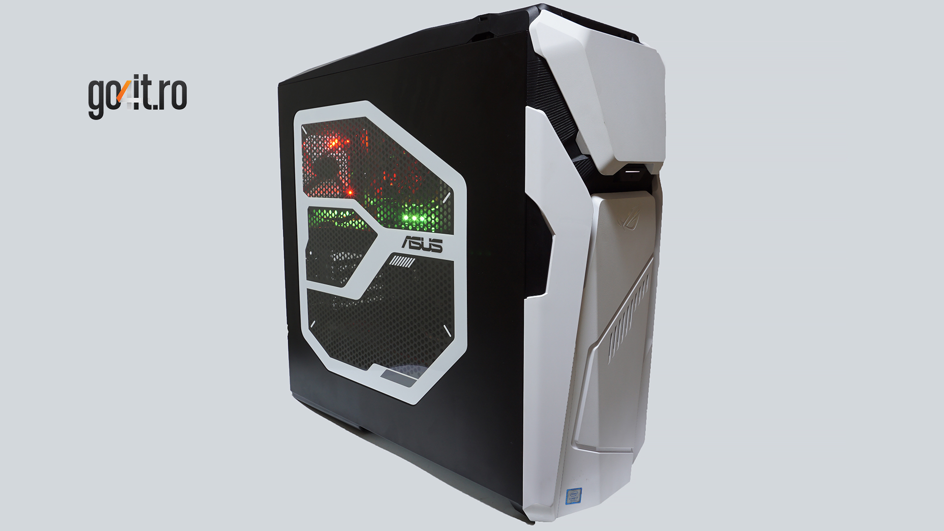 ASUS ROG GD30CI