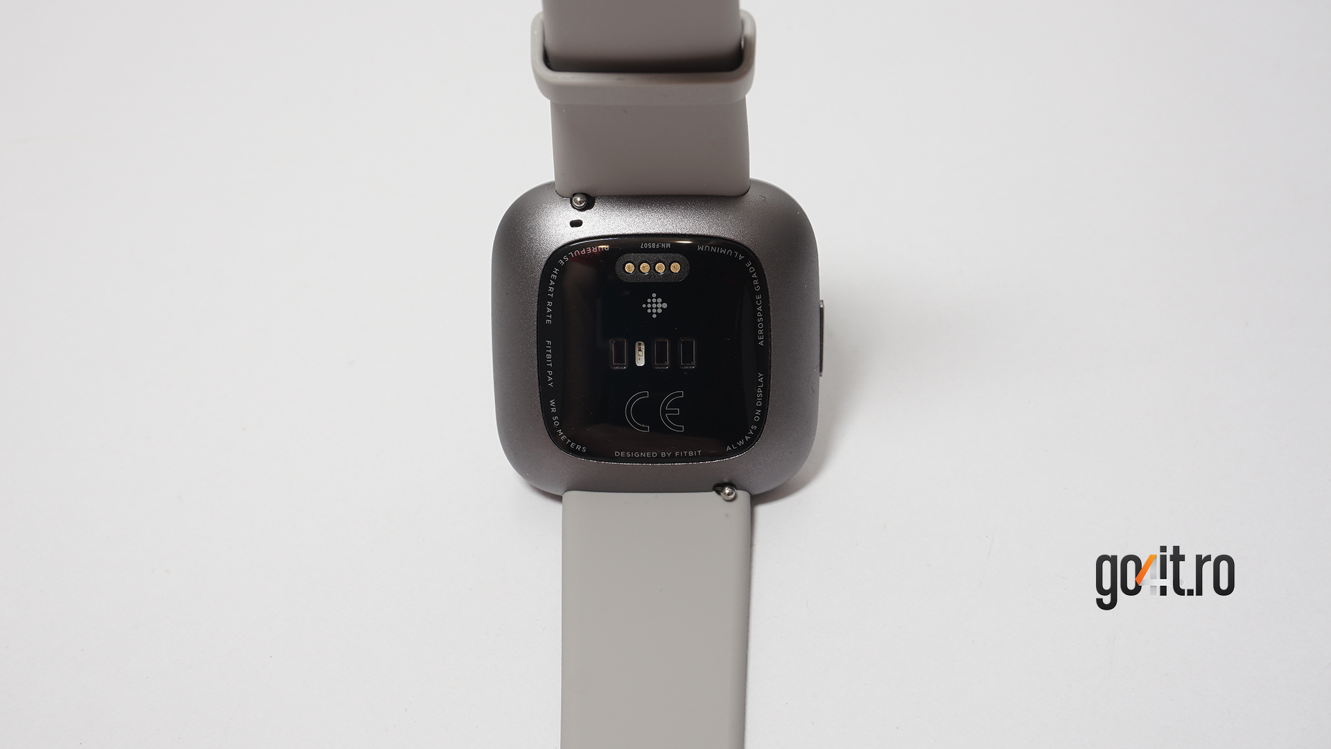 Fitbit Versa 2
