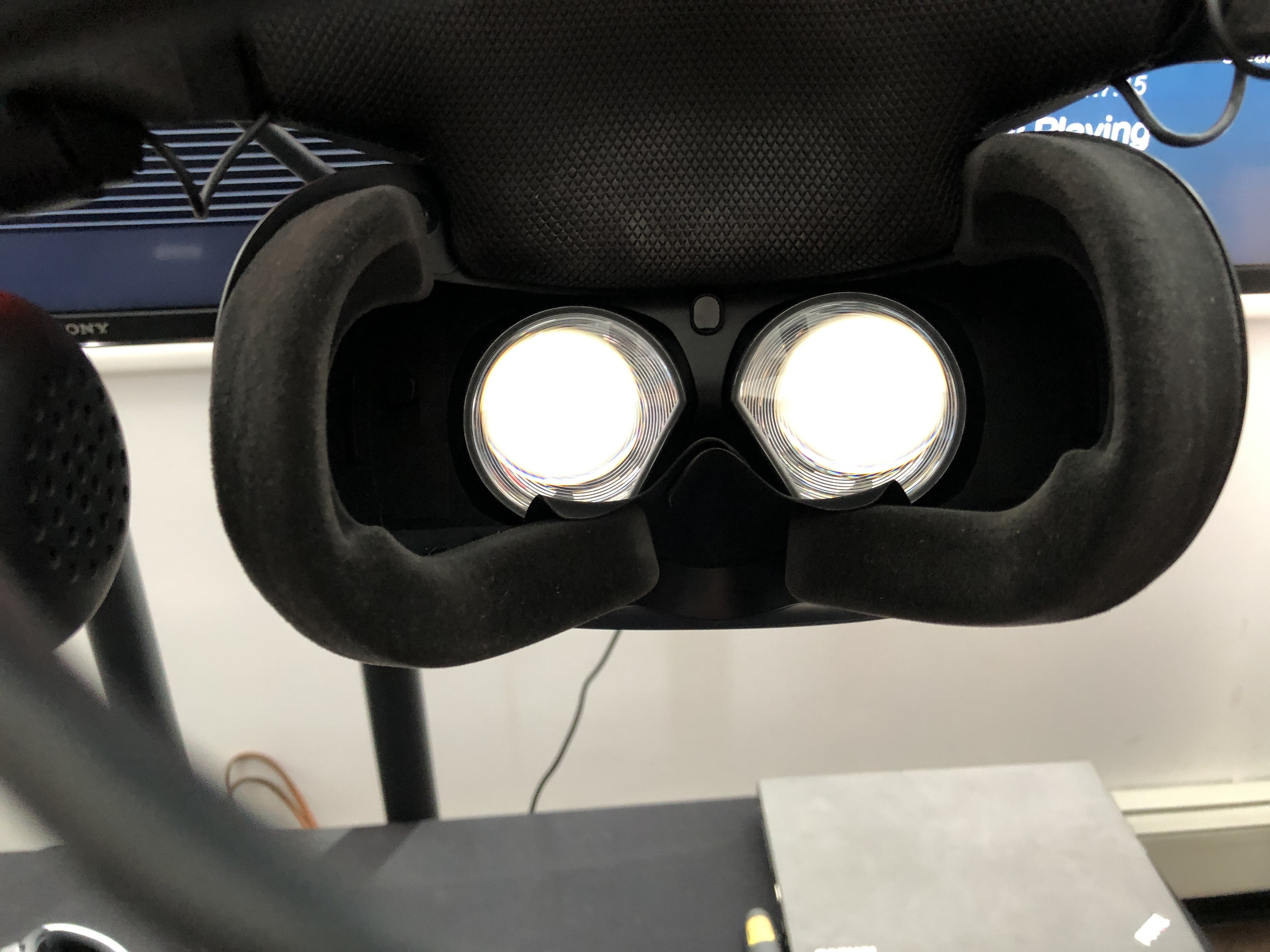 HTC Vive Cosmos